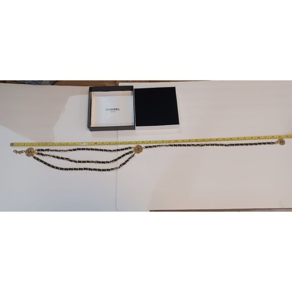 CHANEL VINTAGE Rue 31 Cambon Gold Chain Tri-Belt. Black Leather. - Picture 5 of 11